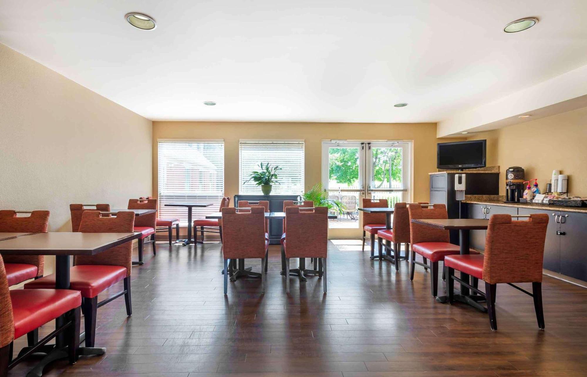 Extended Stay America Suites - Philadelphia - Malvern - Swedesford Rd מראה חיצוני תמונה